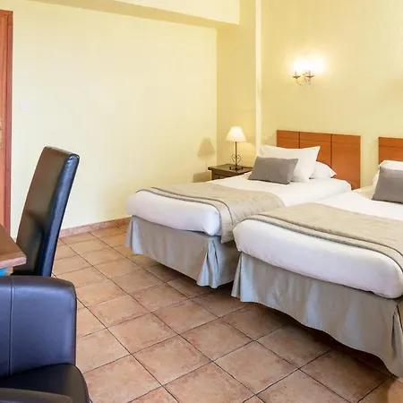 ル カタラン ホテル 3*