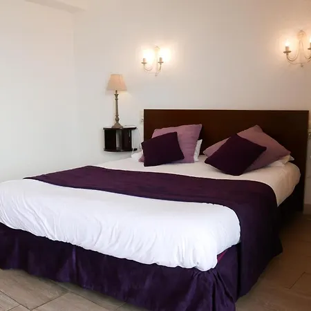 Hotel Le Catalan 3*