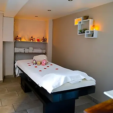 Hotel Le Catalan