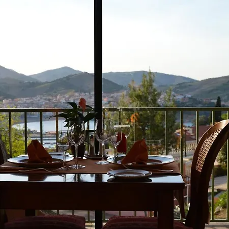 Le Catalan Hotel